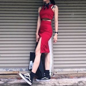 This dress selling 80$